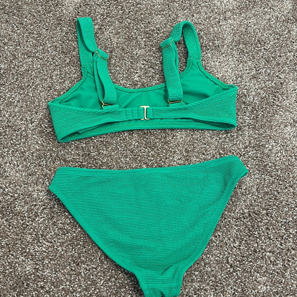Green Bikini Set - Picture 4 of 4